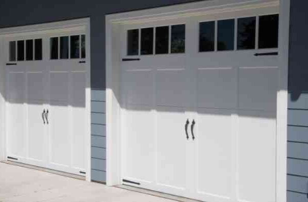Enhance Your Home's Appeal A Guide to Choosing the Right Garage Door (2)