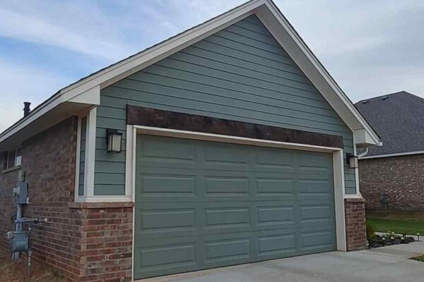 The Ultimate Guide to Choosing the Right Garage Door for Your Home - total door solutions in oklahoma (2)