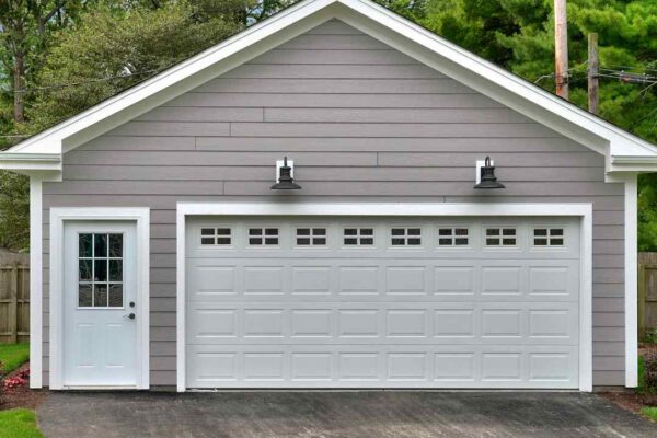 The Ultimate Guide to Choosing the Right Garage Door for Your Home - total door solutions in oklahoma (5)