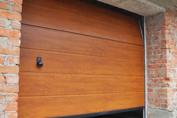 The Ultimate Guide to Choosing the Right Garage Door for Your Home - total door solutions in oklahoma (6)