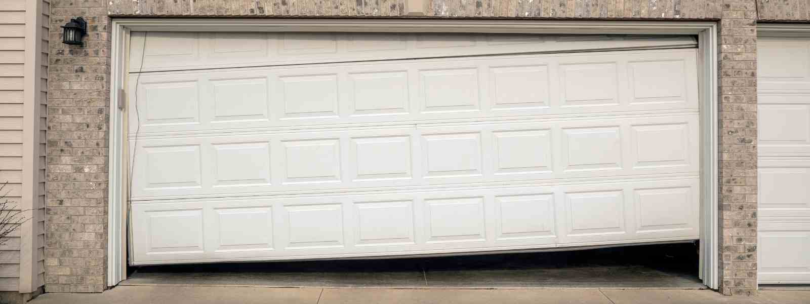 5 Common Garage Door Problems and How to Fix Them