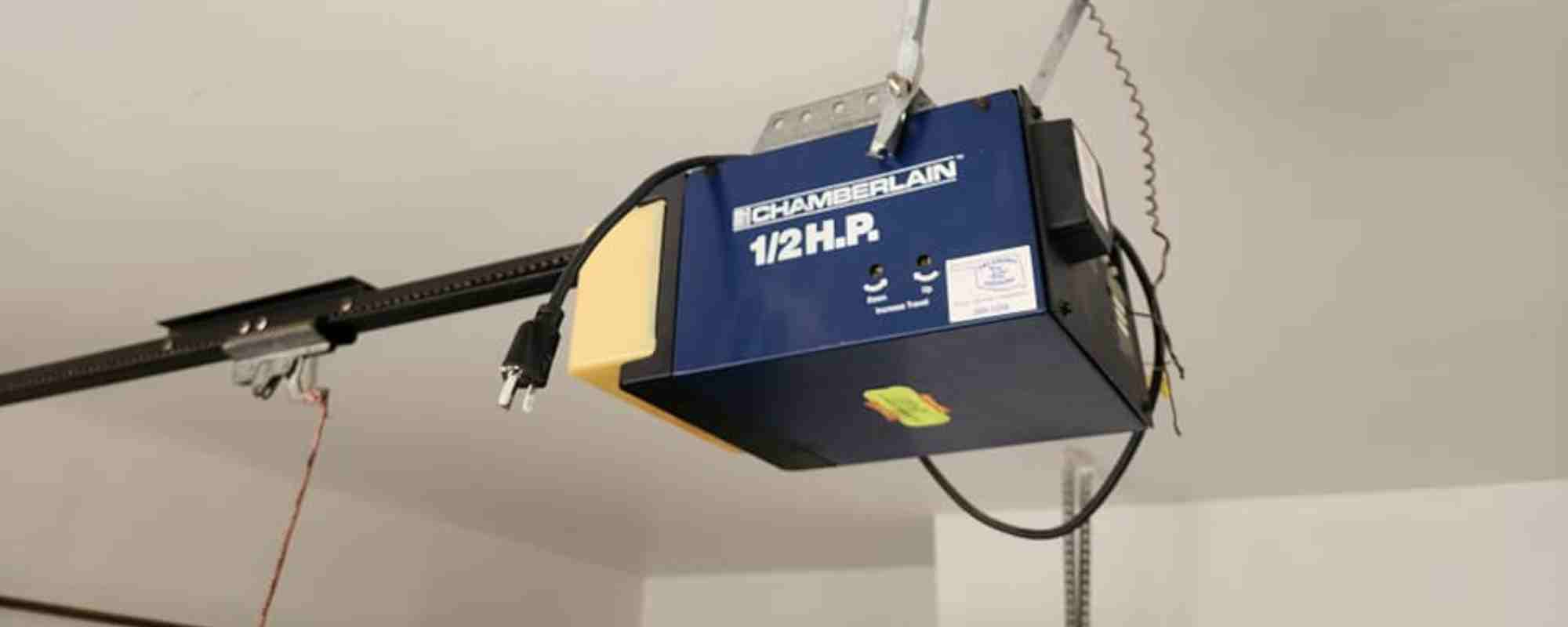 How to Choose the Best Garage Door Opener for Your Home