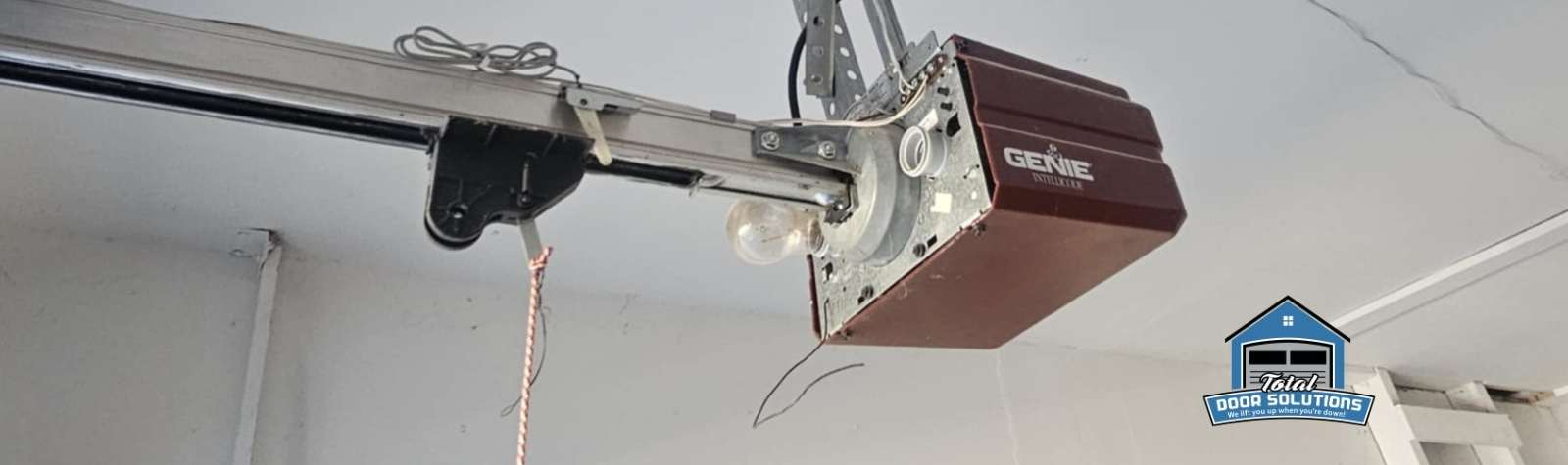 5 Expert Tips for Choosing the Right Garage Door Opener for Your Home