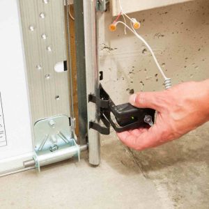 garage door won't close due to misaligned sensors